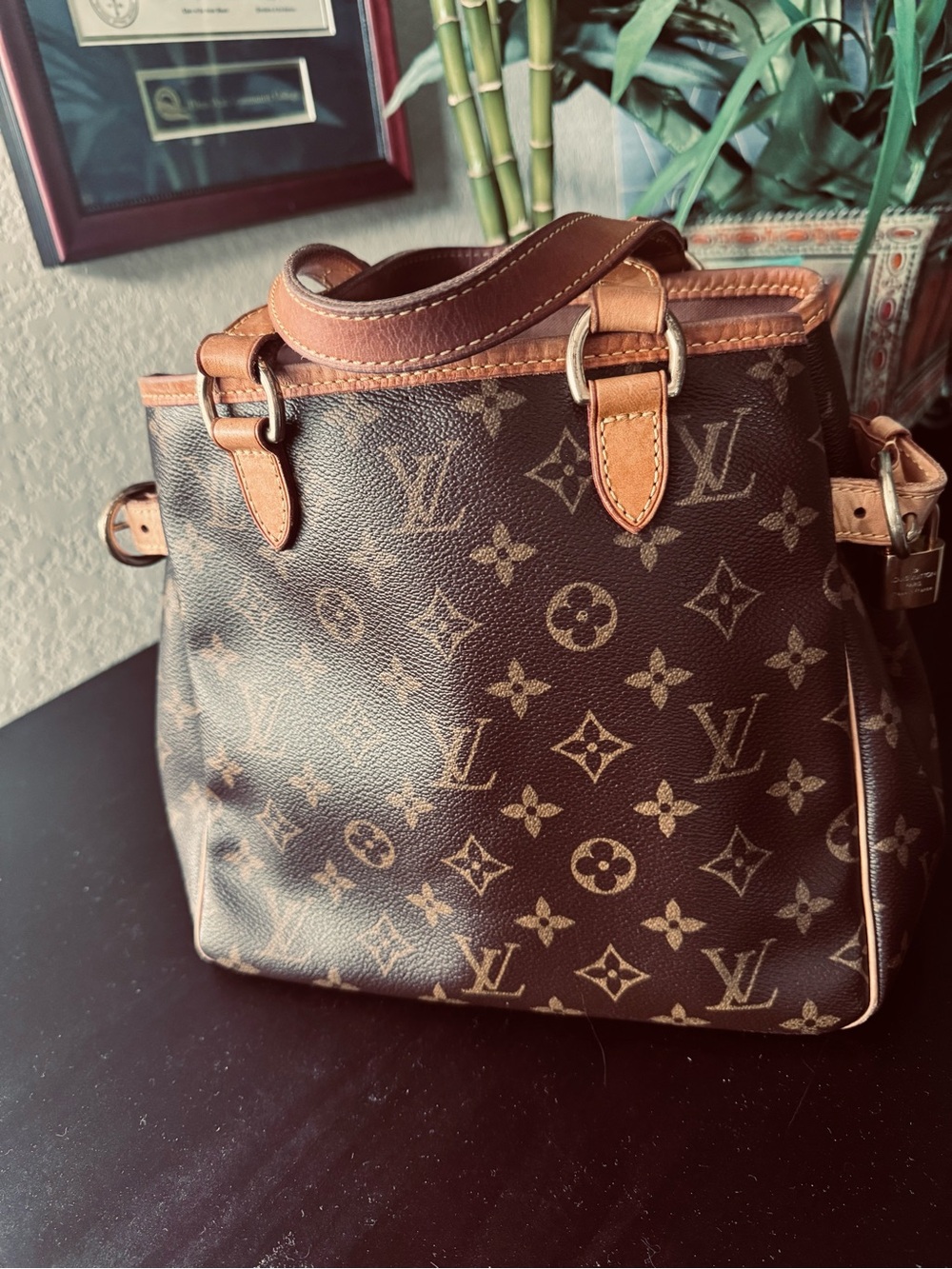 Louis Vuitton Monogram Batignolles Vertical handbag